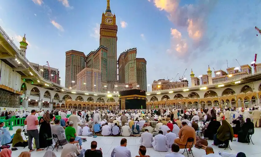 Perbedaan Haji dan Umroh Sesuai Hukum Islam