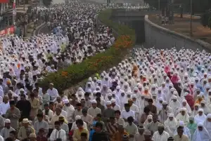 Tata Cara Sholat Idul Fitri Beserta Bacaan Niatnya