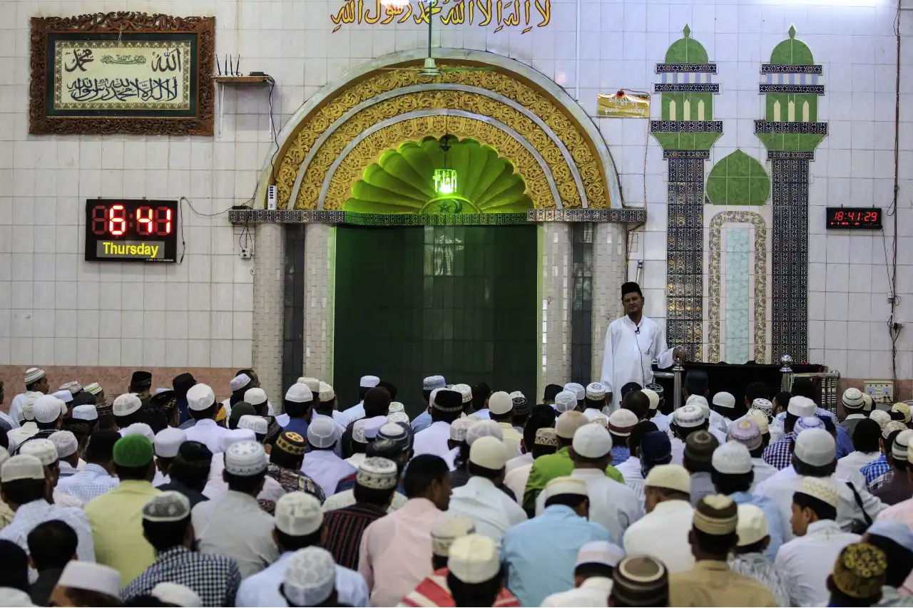 Shalat Tarawih Hukumnya Sunnah Muakkad Artinya
