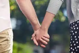 ustadz abdul somad, Penjelasan Wudhu Jika Bersentuhan Dengan Istri
