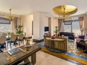 Waktu Check In & Out Hotel Fairmont Clock Tower Makkah