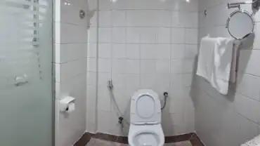 Toilet Safwat Al Madina