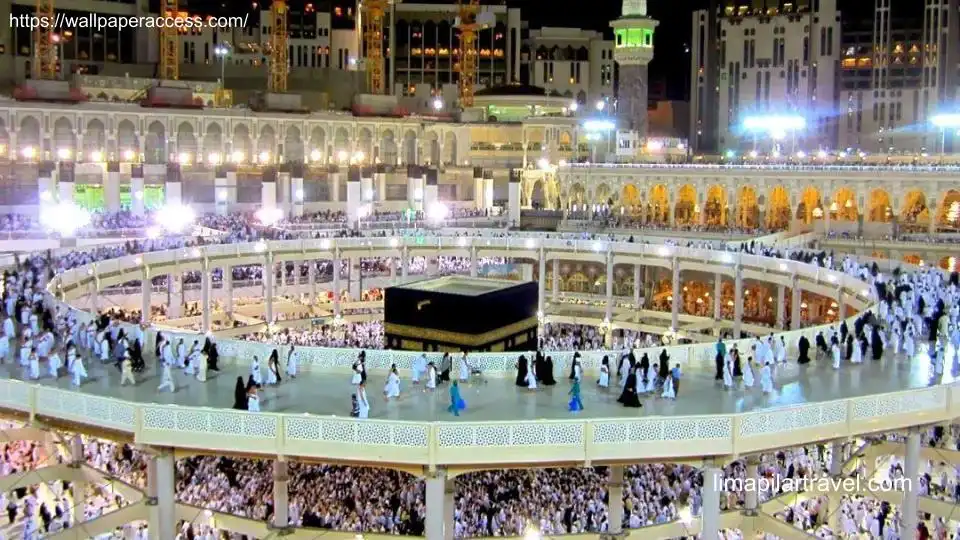 Umroh mandiri cocok untuk yang sudah berpengalaman dan mengetahui berbagai rangkaian ibadahnya.