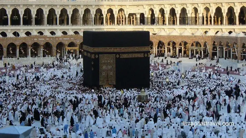 4+ Fakta Penting Perbedaan Umroh dan Haji Menurut Syariat