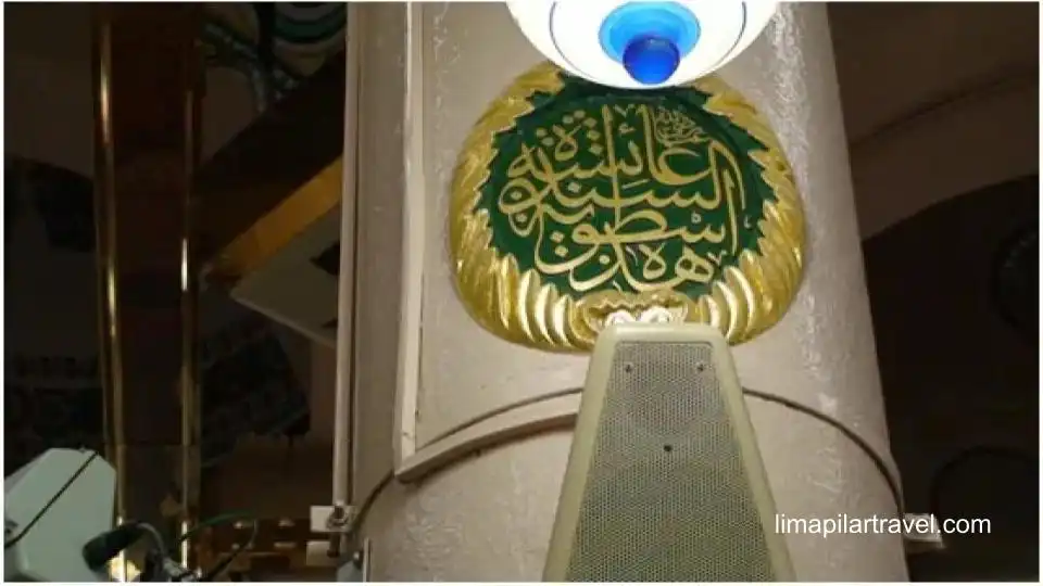 6 Tiang Raudhah Bersejarah Penuh Berkah